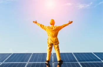 Calculadora Solar: Descubra quanto economizaria na Sua Residência